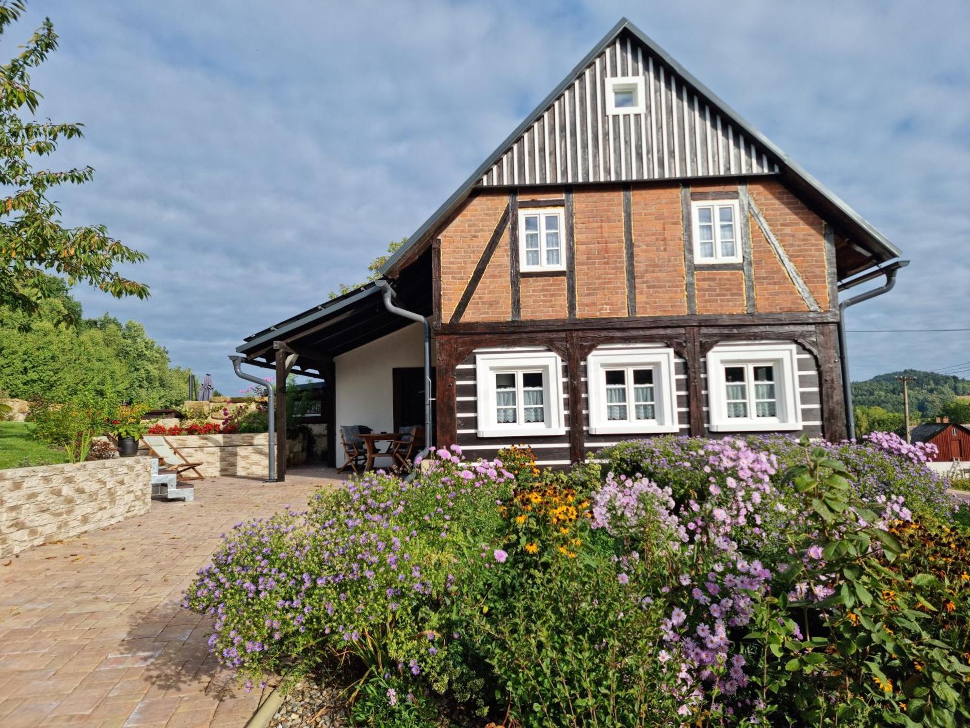 Luxusni Apartman S Krbem - Kunraticke Svycarsko Kunratice  ภายนอก รูปภาพ