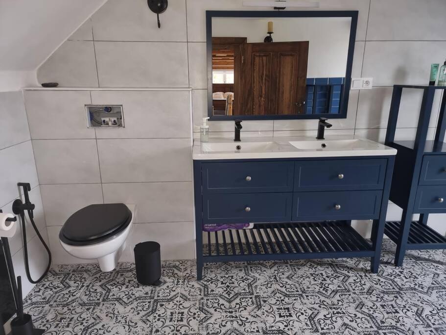 Luxusni Apartman S Krbem - Kunraticke Svycarsko Kunratice  ภายนอก รูปภาพ